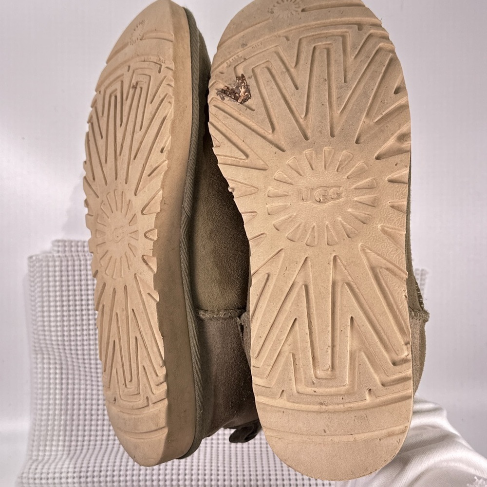 UGG Women Classic Ultra Mini Shearling Boots Olive Suede Size 10 - Picture 7 of 13